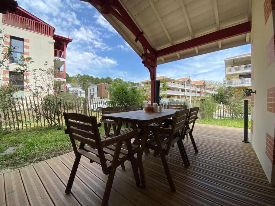 Maison Typee Arcachonnaise Avec Piscine Commune La Teste-de-Buch Buitenkant foto